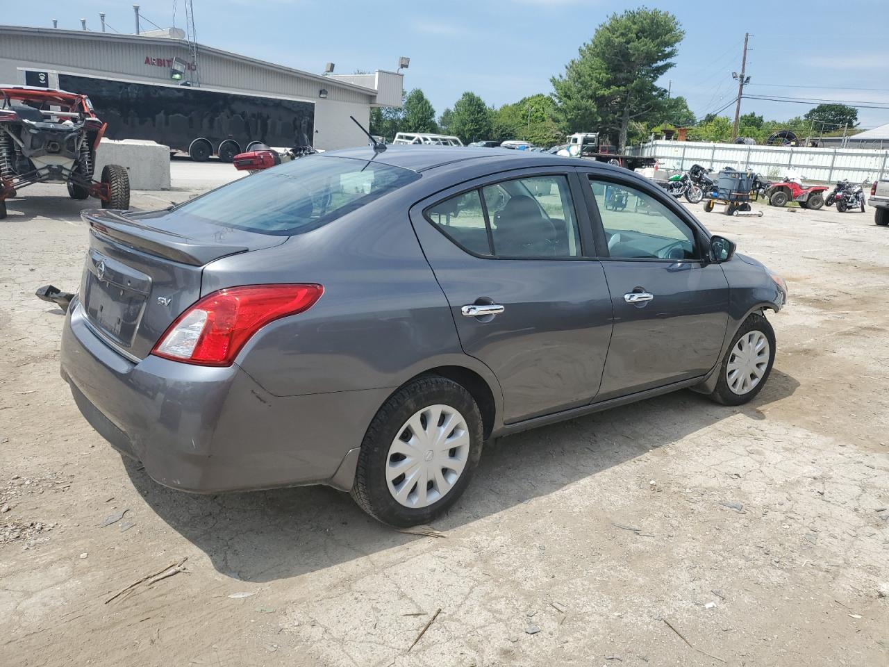 Lot #2684261638 2018 NISSAN VERSA S