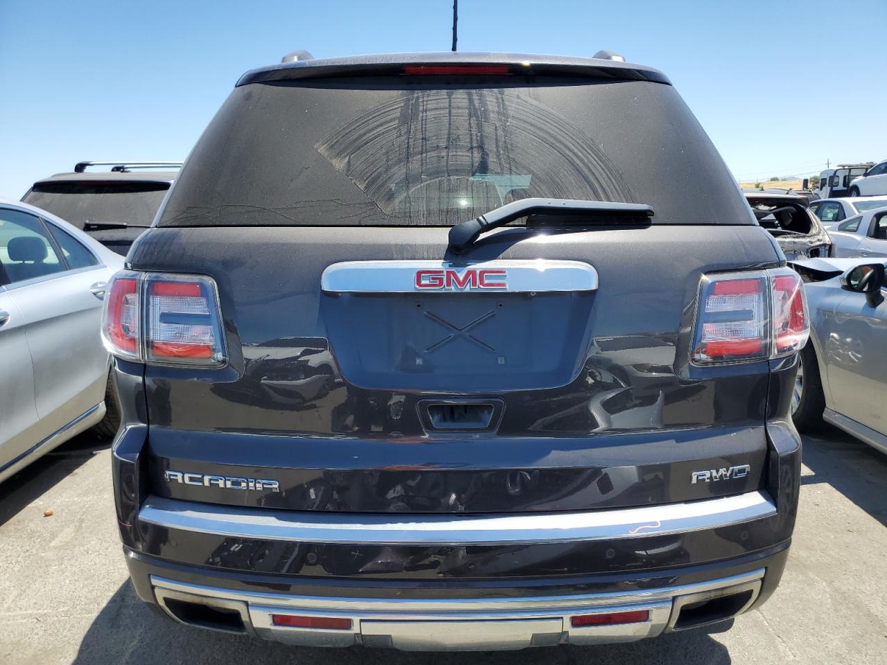 1GKKVTKD7FJ347859 2015 GMC Acadia Denali