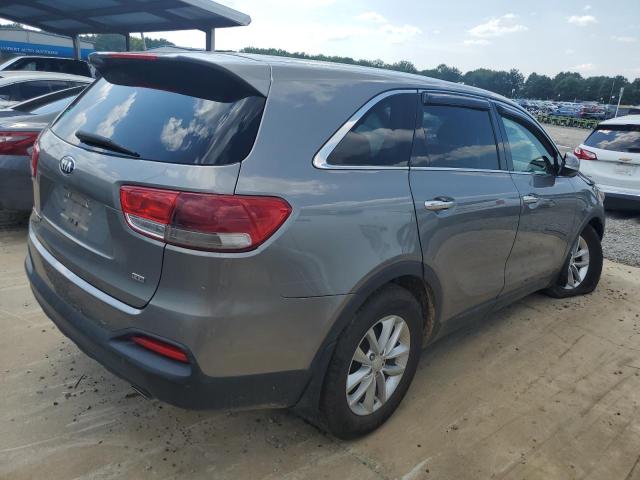 VIN 5XYPG4A33JG418493 2018 KIA Sorento, LX no.3