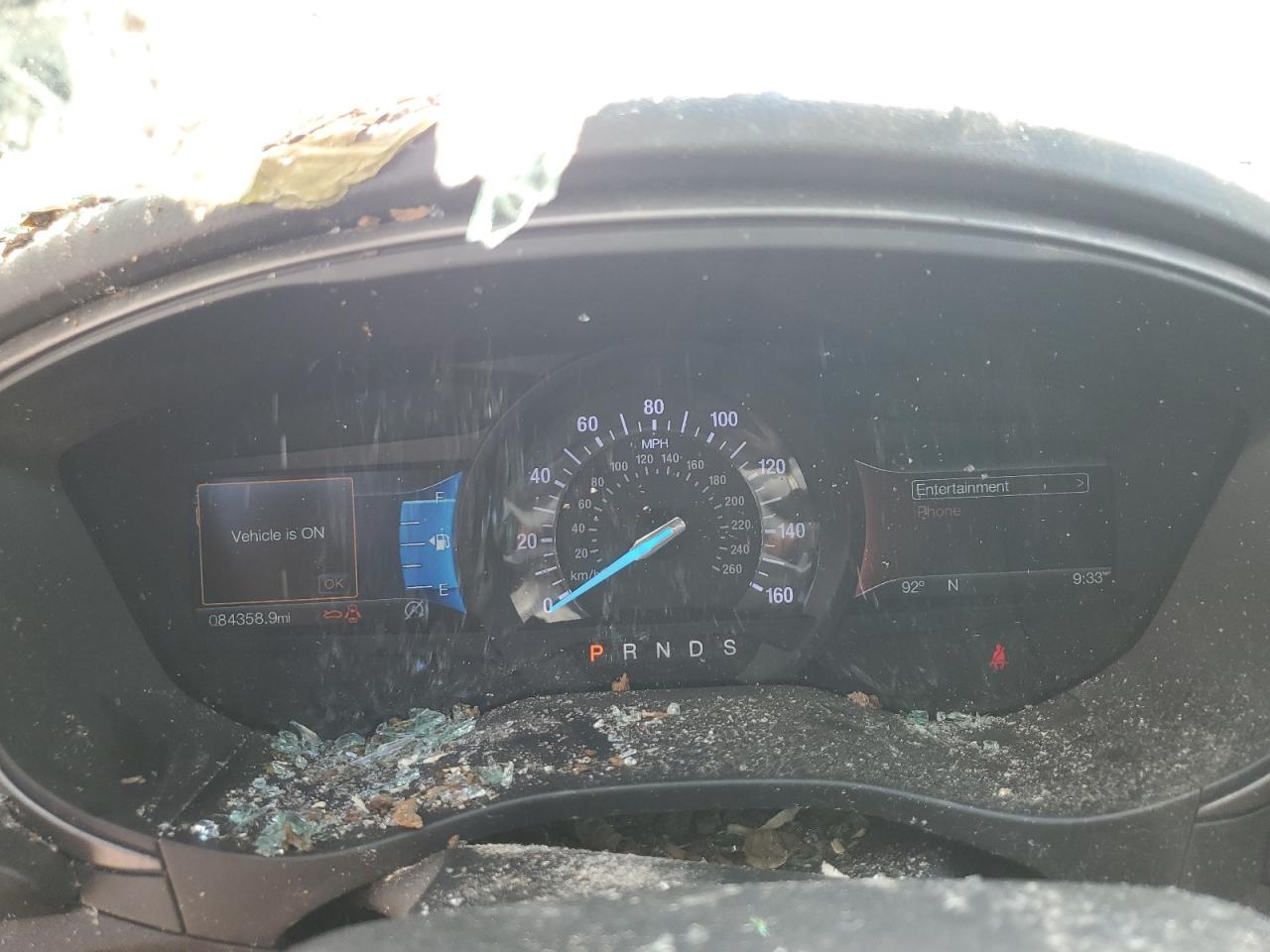 3FA6P0HD2JR217909 2018 Ford Fusion Se