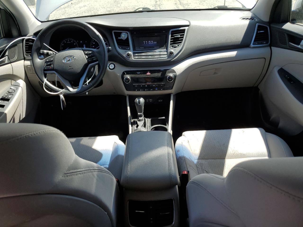 KM8J3CA22HU571082 2017 Hyundai Tucson Limited