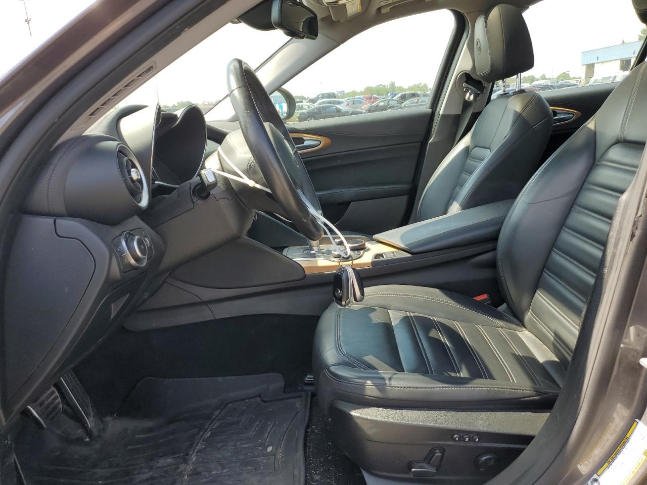 ZARFAEENXJ7582227 2018 Alfa Romeo Giulia Ti Q4