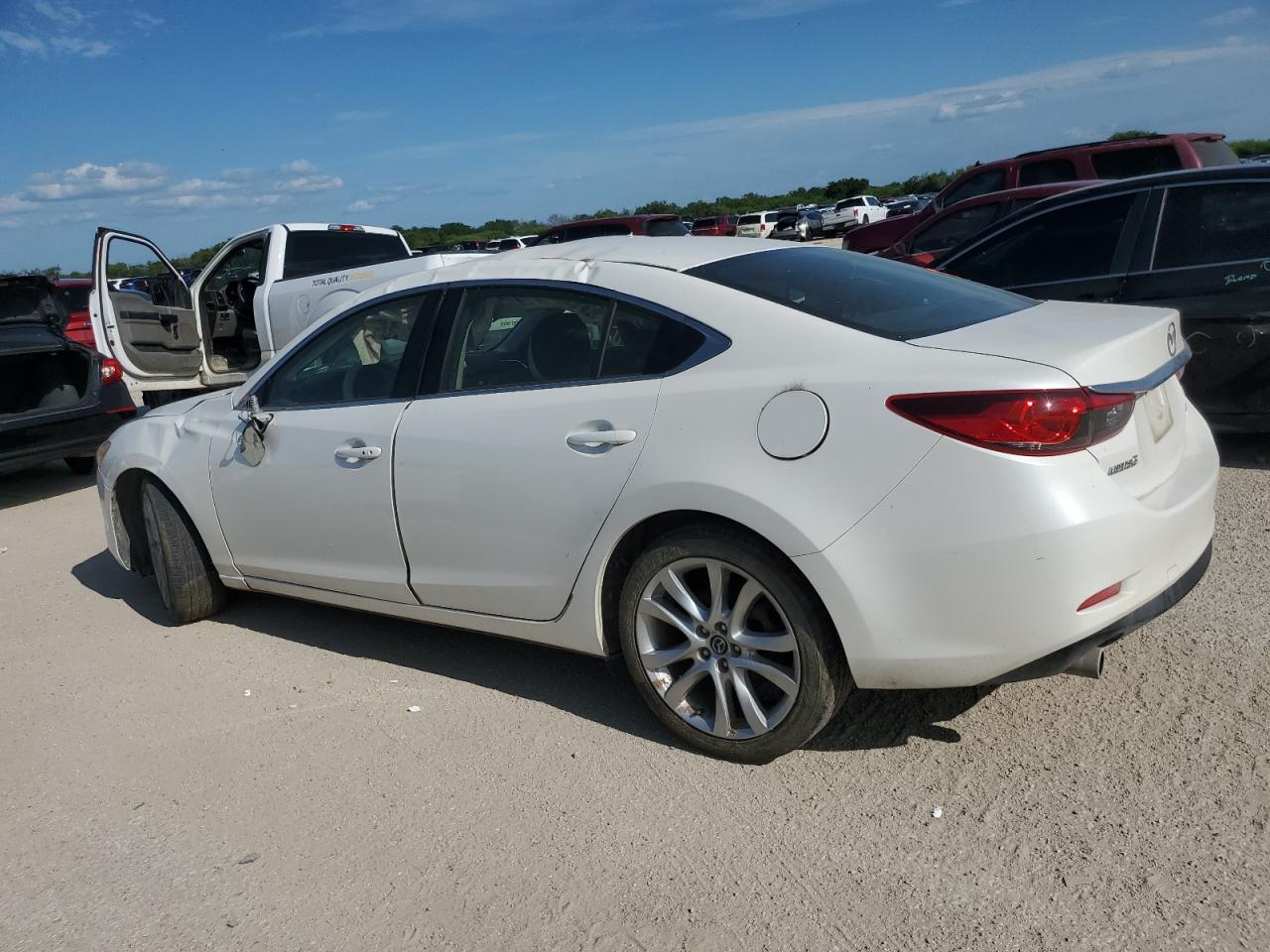 2016 Mazda 6 Touring vin: JM1GJ1V51G1438925