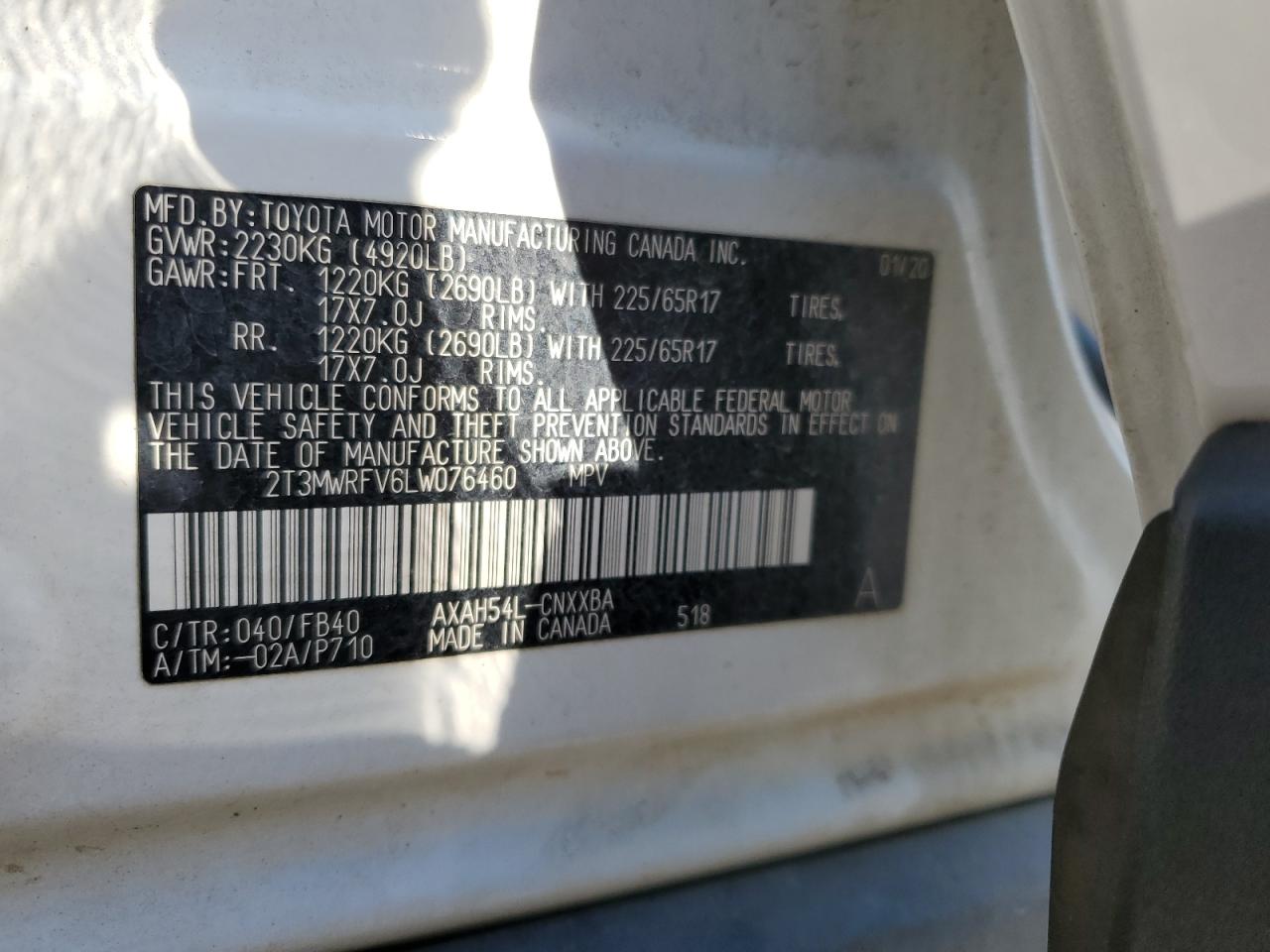 2T3MWRFV6LW076460 2020 Toyota Rav4 Le