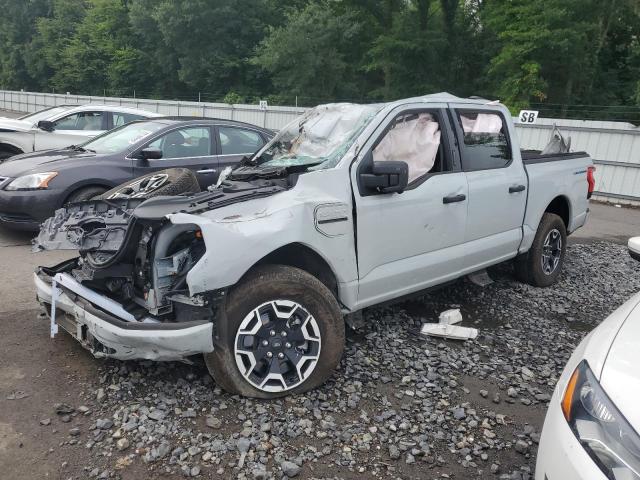 FORD F-150 LIGHTNING PRO