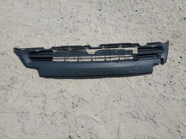 2018 TOYOTA RAV4 LE - JTMZFREV9JJ178029