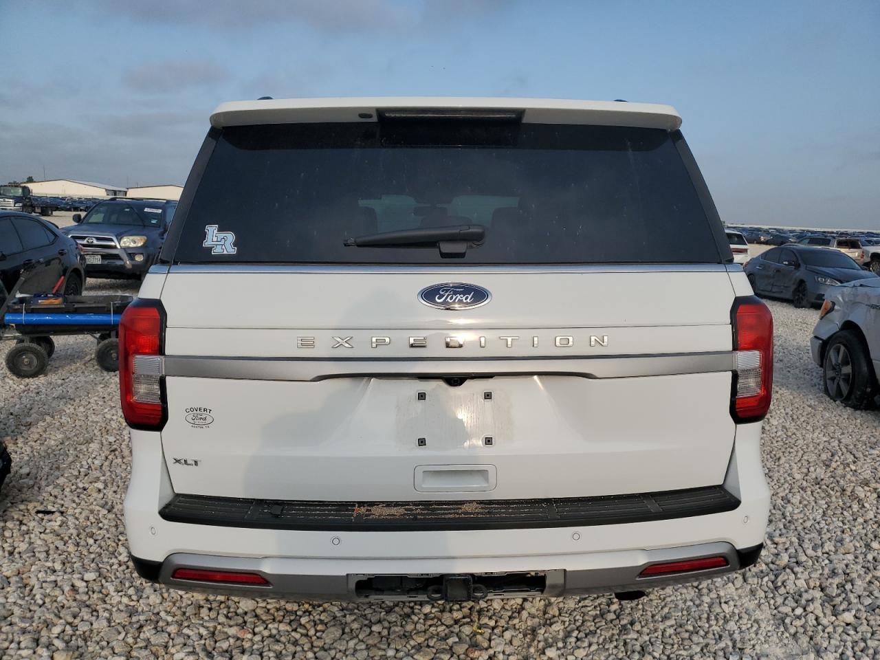1FMJU1HT8NEA56626 2022 Ford Expedition Xlt