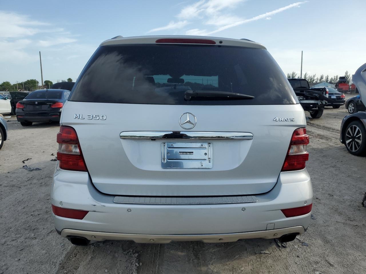 4JGBB86E19A471064 2009 Mercedes-Benz Ml 350