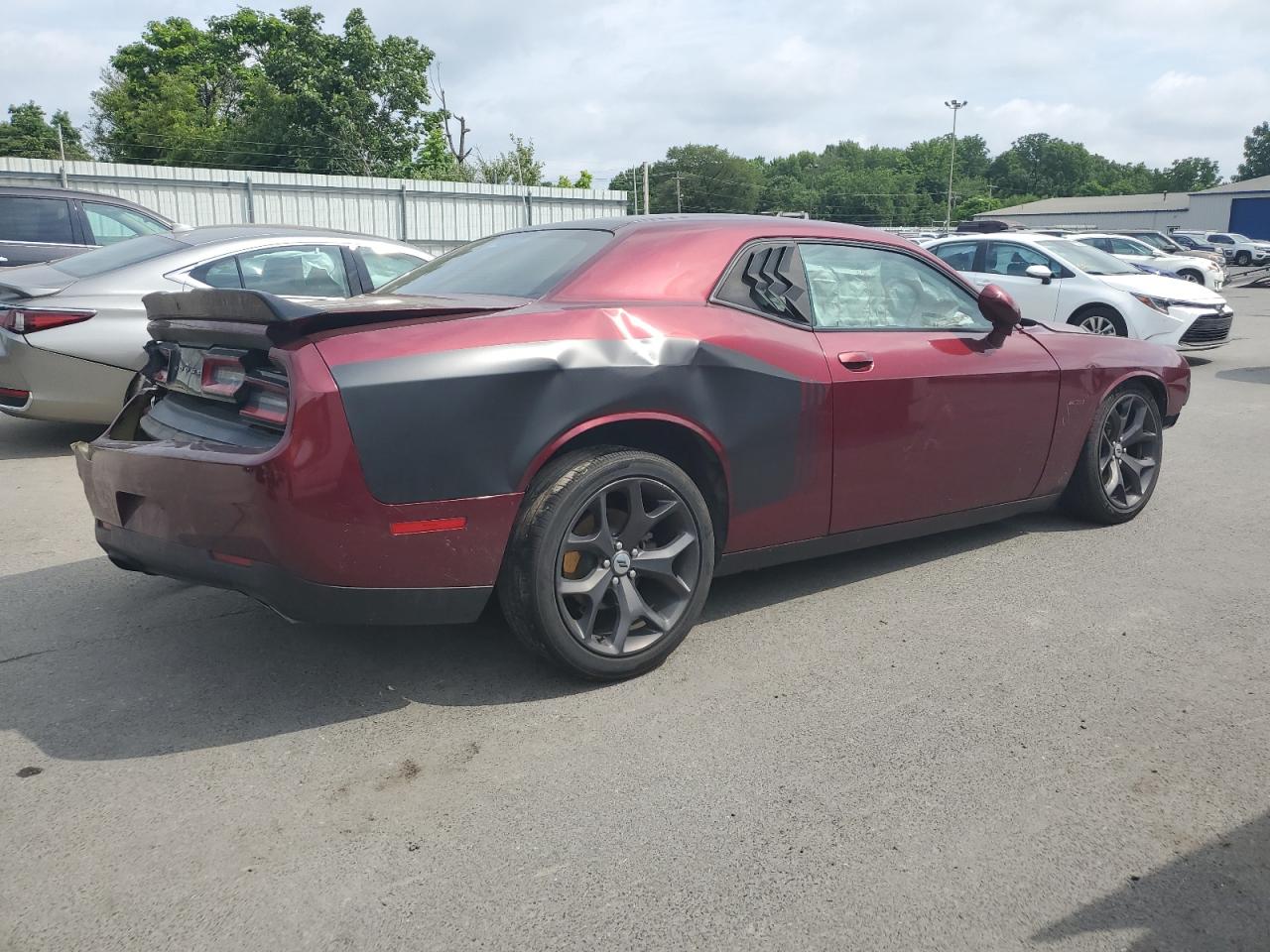 Lot #2878297720 2017 DODGE CHALLENGER