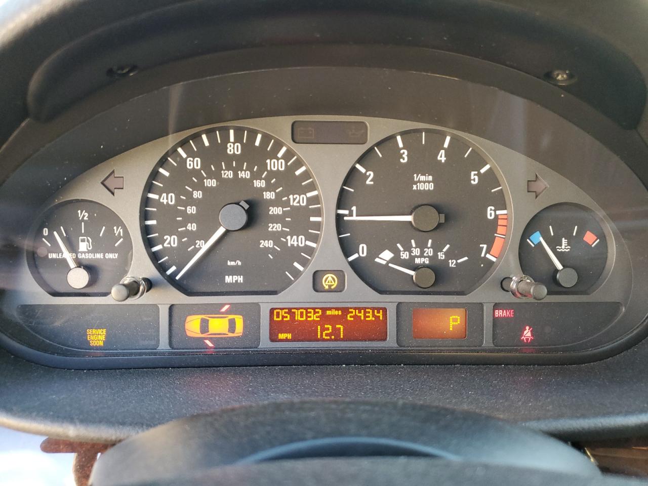 WBAAV33411FU79028 2001 BMW 325 I