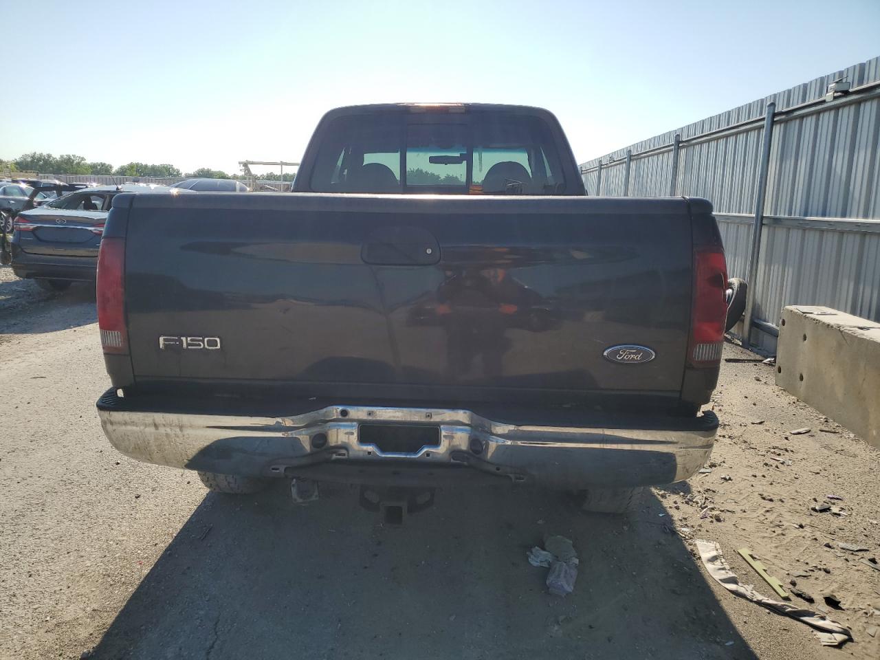 1FTRX18L9YNC03314 2000 Ford F150