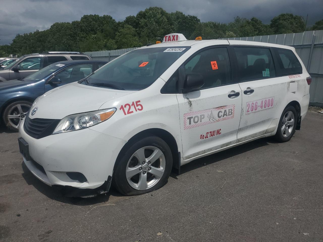 2015 Toyota Sienna vin: 5TDZK3DCXFS531073