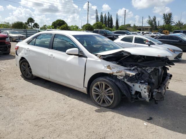 VIN 4T1BF1FK9GU182866 2016 Toyota Camry, LE no.4