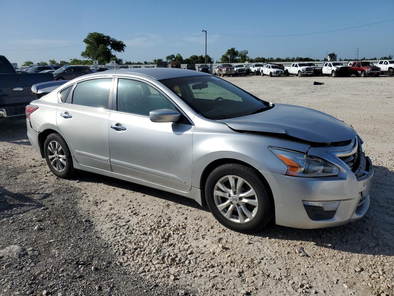 2014 Nissan Altima 2.5 vin: 1N4AL3AP7EC316614