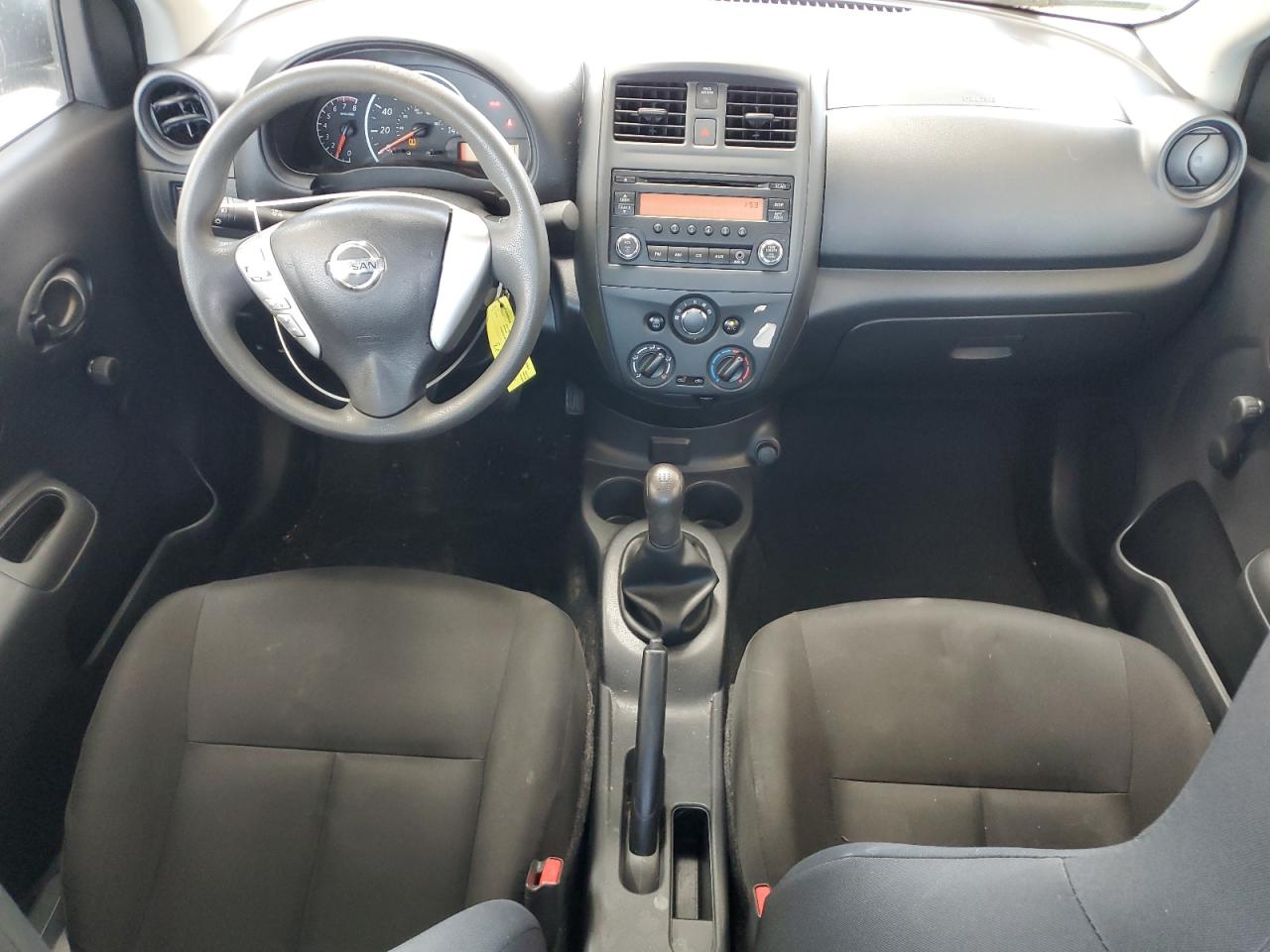 3N1CN7AP1HL843290 2017 Nissan Versa S