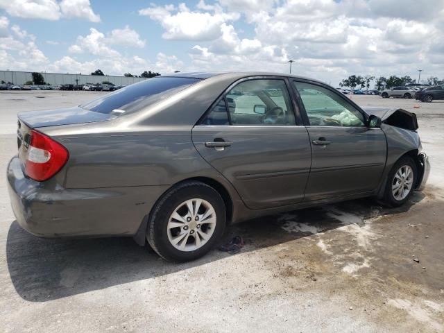 2004 Toyota Camry Le VIN: 4T1BF32K94U576705 Lot: 61750954