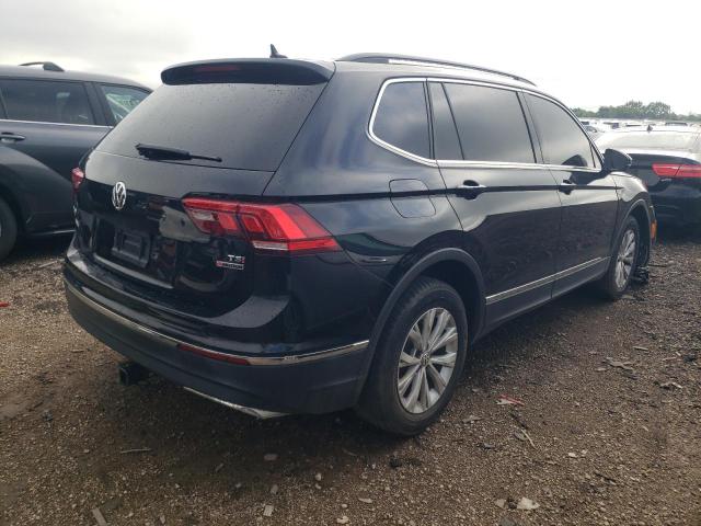2018 VOLKSWAGEN TIGUAN SE - 3VV2B7AX7JM121289