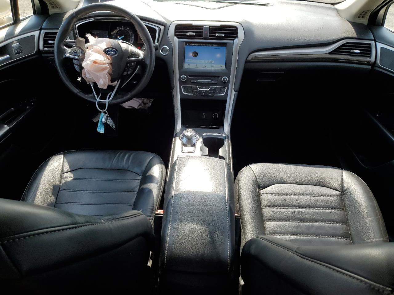 3FA6P0T9XHR352908 2017 Ford Fusion Se