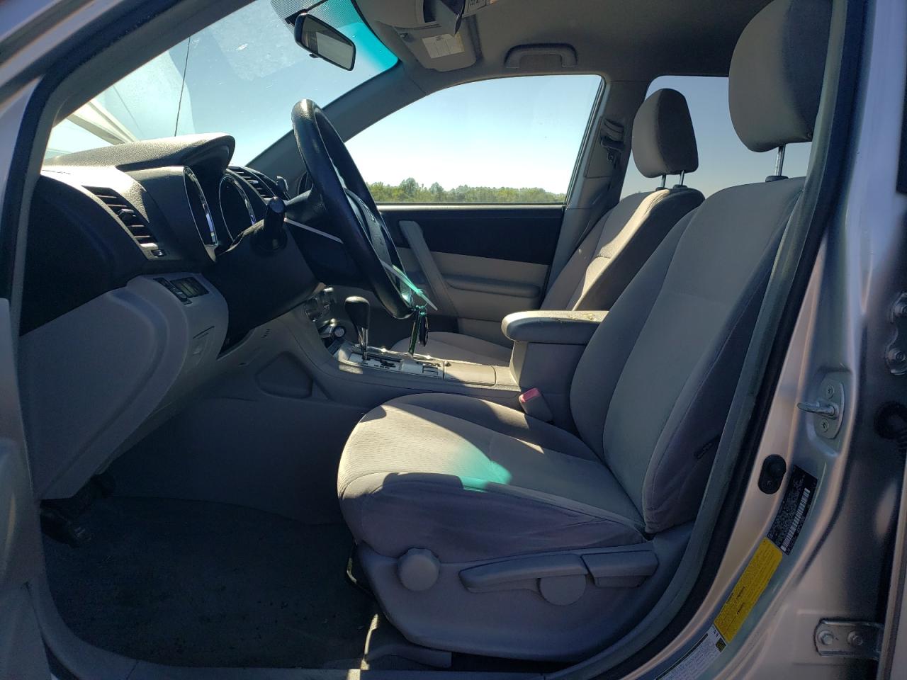 JTEES41A282007543 2008 Toyota Highlander