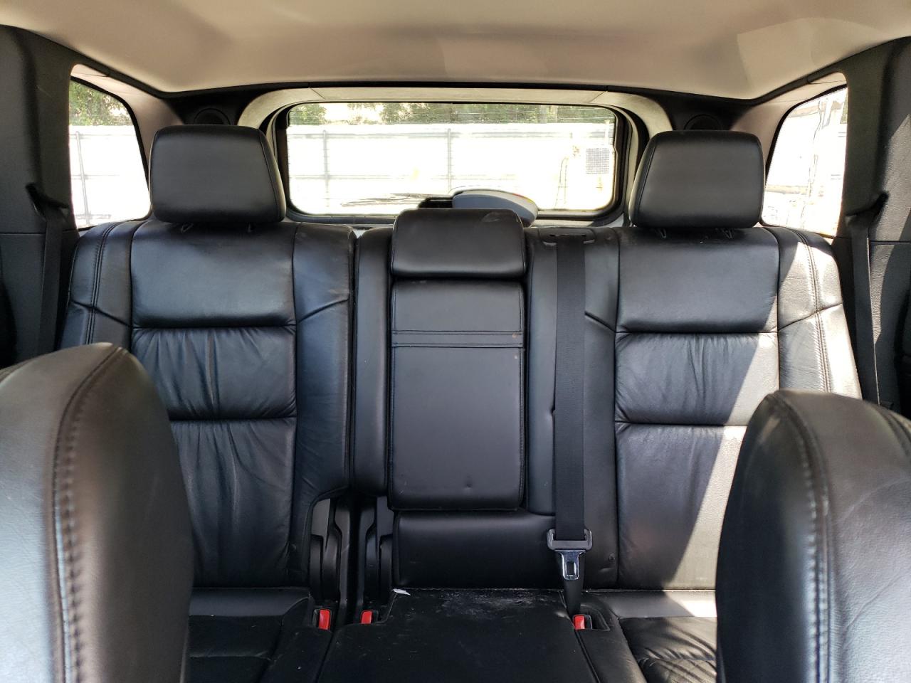 1J4RR4GG5BC702883 2011 Jeep Grand Cherokee Laredo