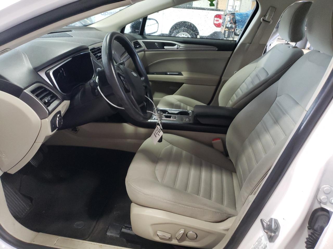 3FA6P0LU9KR189132 2019 Ford Fusion Se