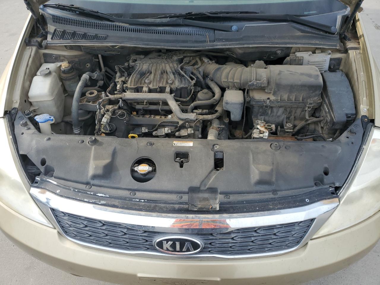 KNDMG4C74B6384085 2011 Kia Sedona Lx