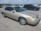 LINCOLN TOWN CAR S photo