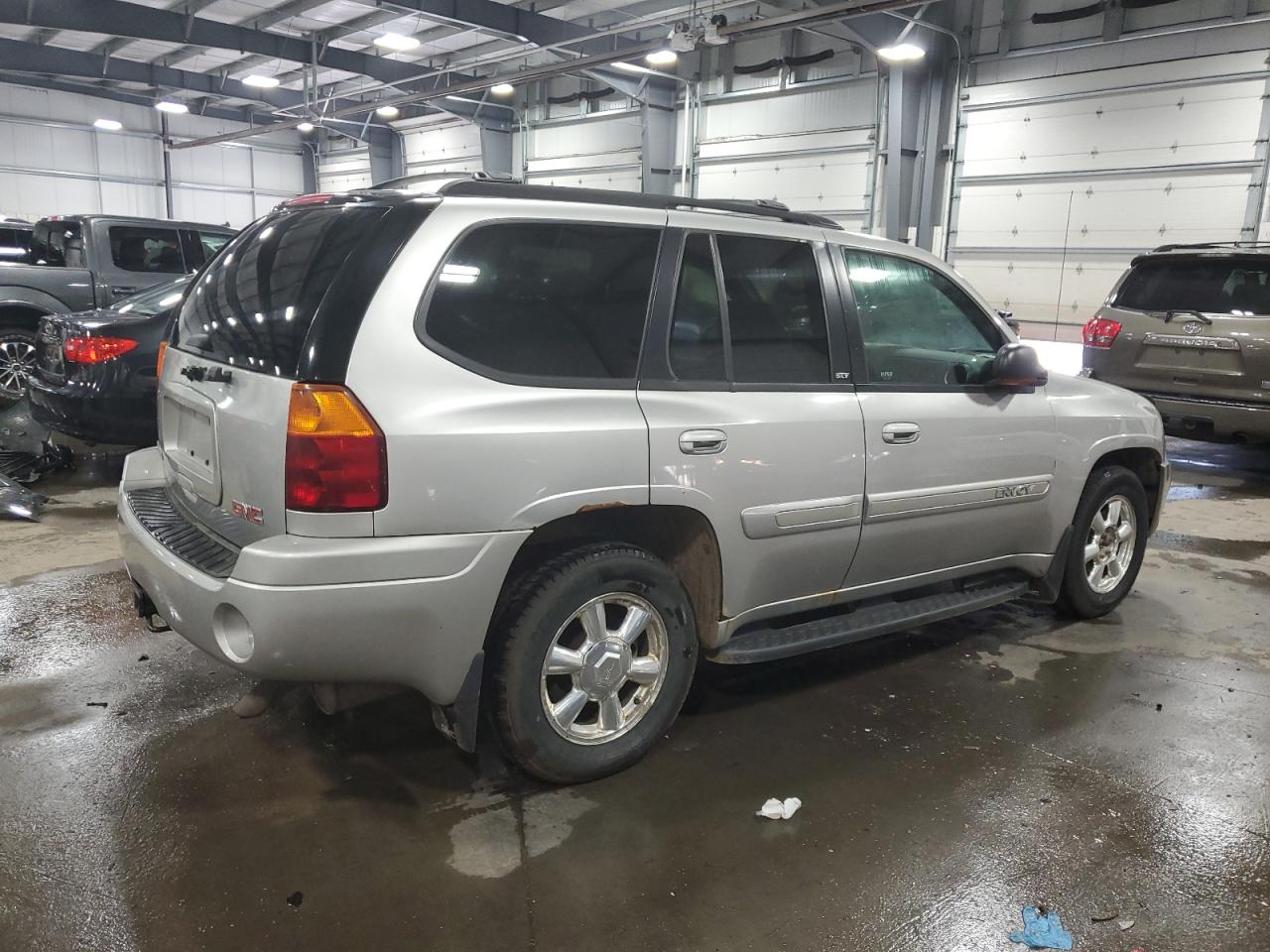 Lot #2921340820 2004 GMC ENVOY