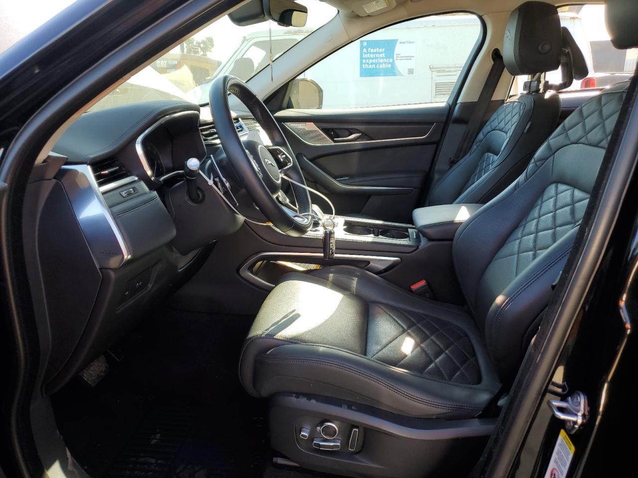 SADCJ2EX0NA698630 2022 Jaguar F-Pace S