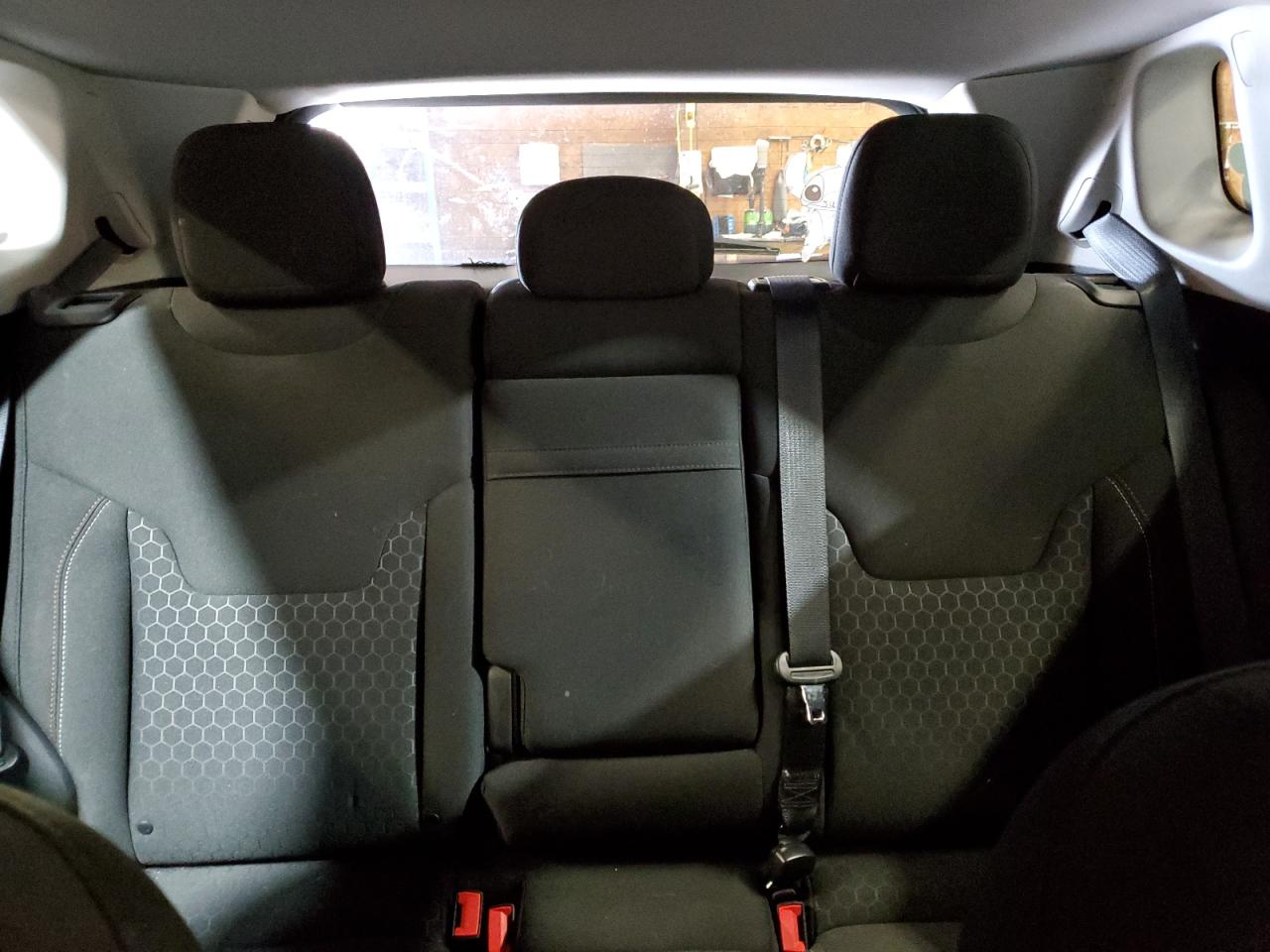 3C4NJDAB6JT127107 2018 Jeep Compass Sport