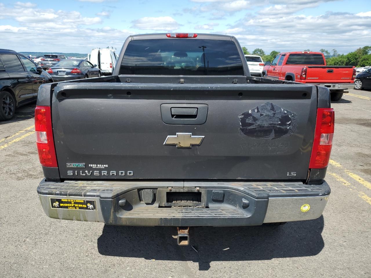 1GCRKREA3BZ247146 2011 Chevrolet Silverado K1500 Ls