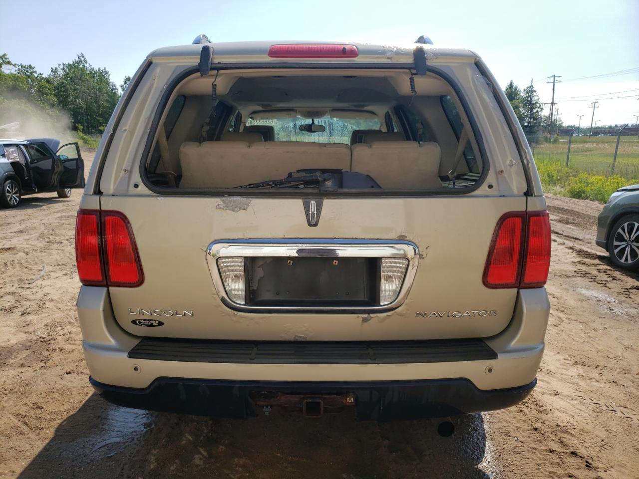 5LMFU28545LJ04743 2005 Lincoln Navigator