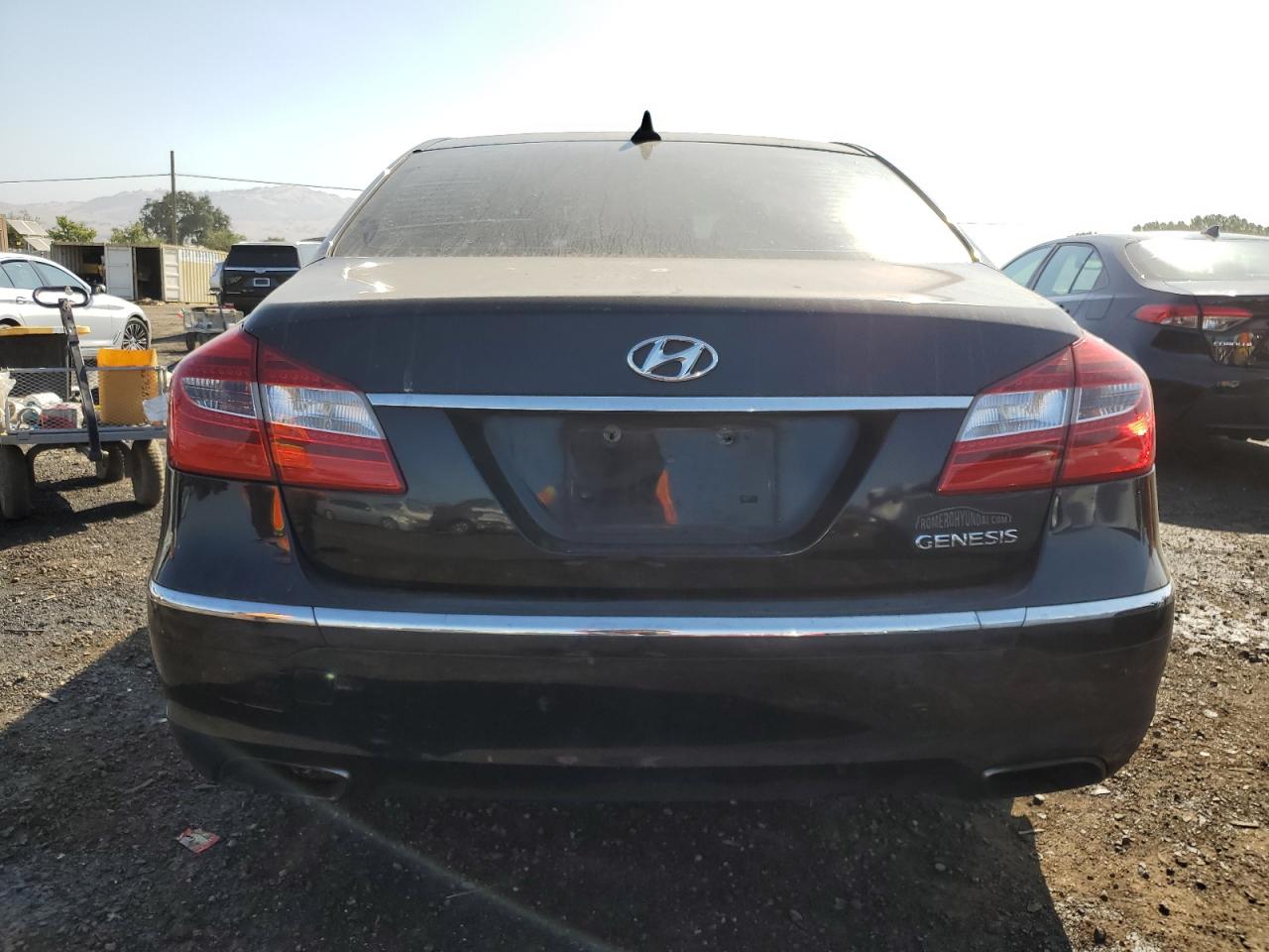 2014 Hyundai Genesis 3.8L vin: KMHGC4DD6EU260781