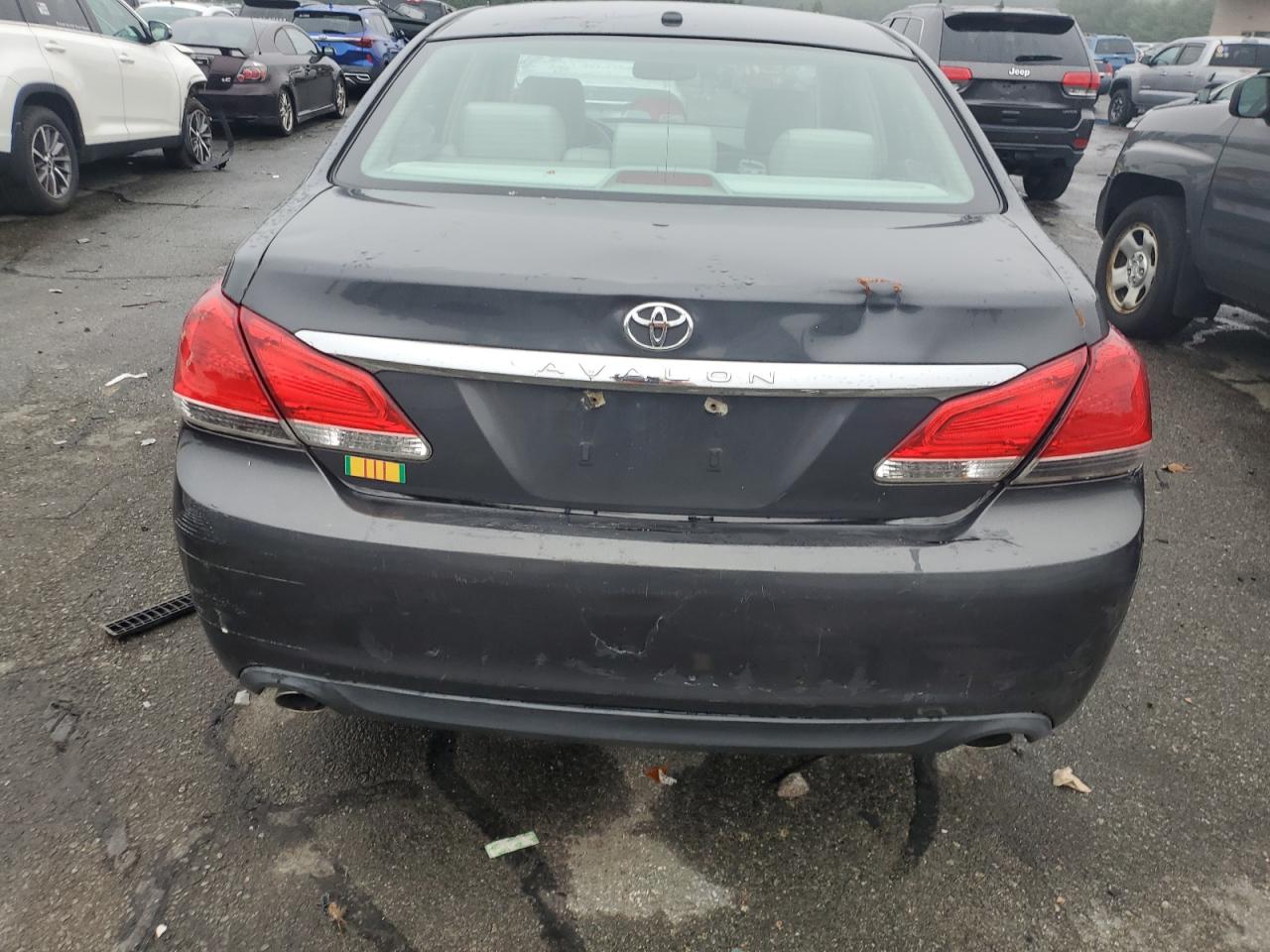 4T1BK3DB2BU399629 2011 Toyota Avalon Base