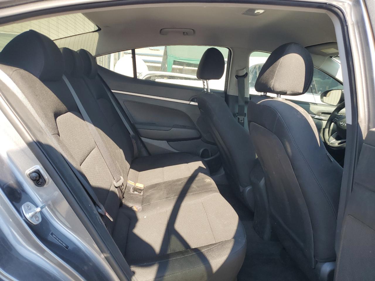 5NPD74LF0KH470667 2019 Hyundai Elantra Se