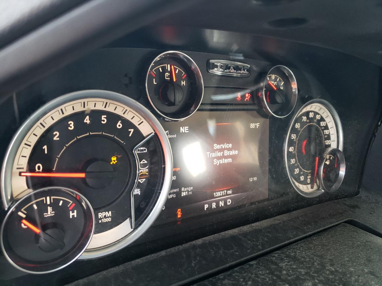 1C6RR7LT4HS780085 2017 Ram 1500 Slt