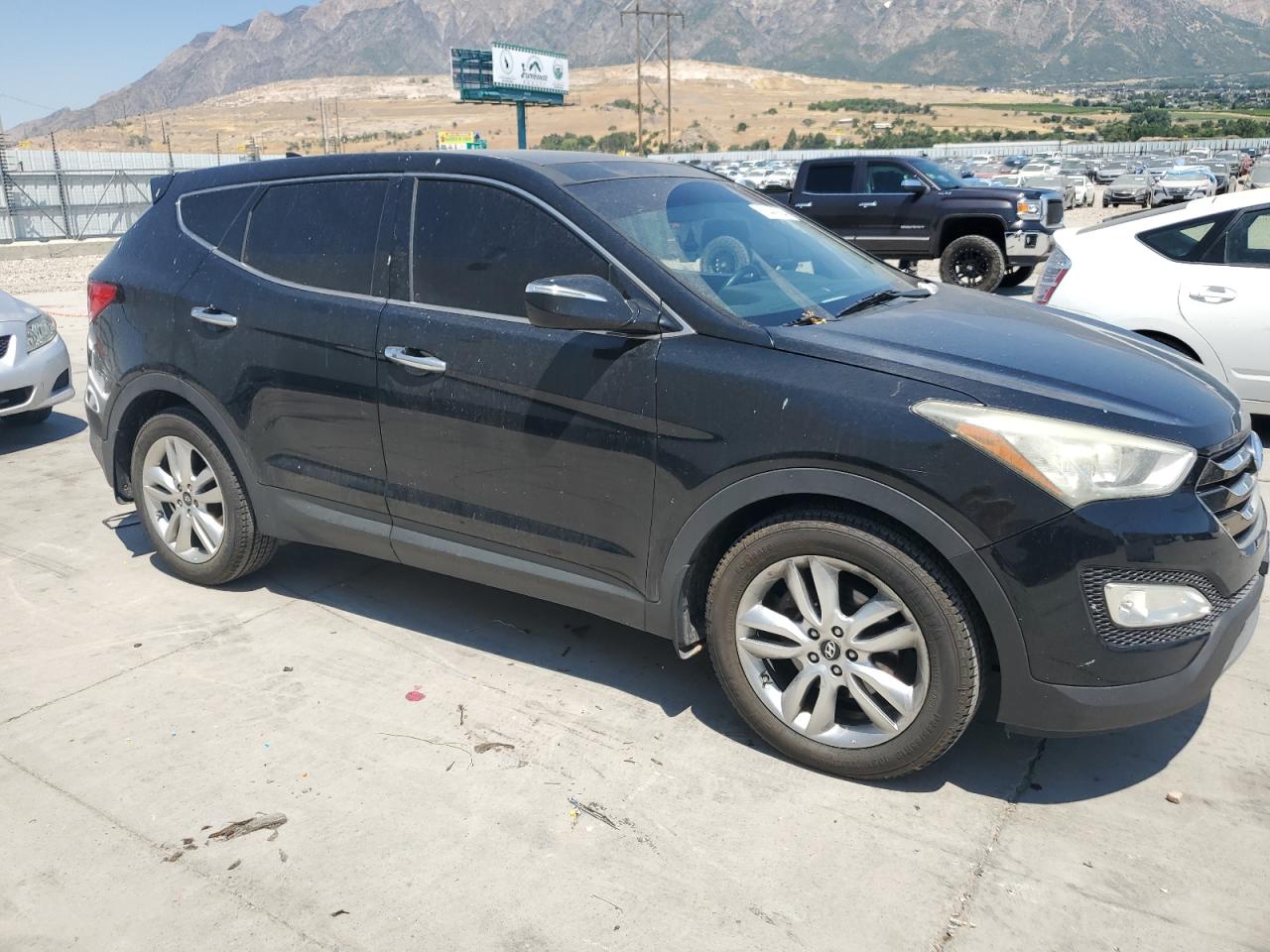 2013 Hyundai Santa Fe Sport vin: 5XYZWDLA5DG064584