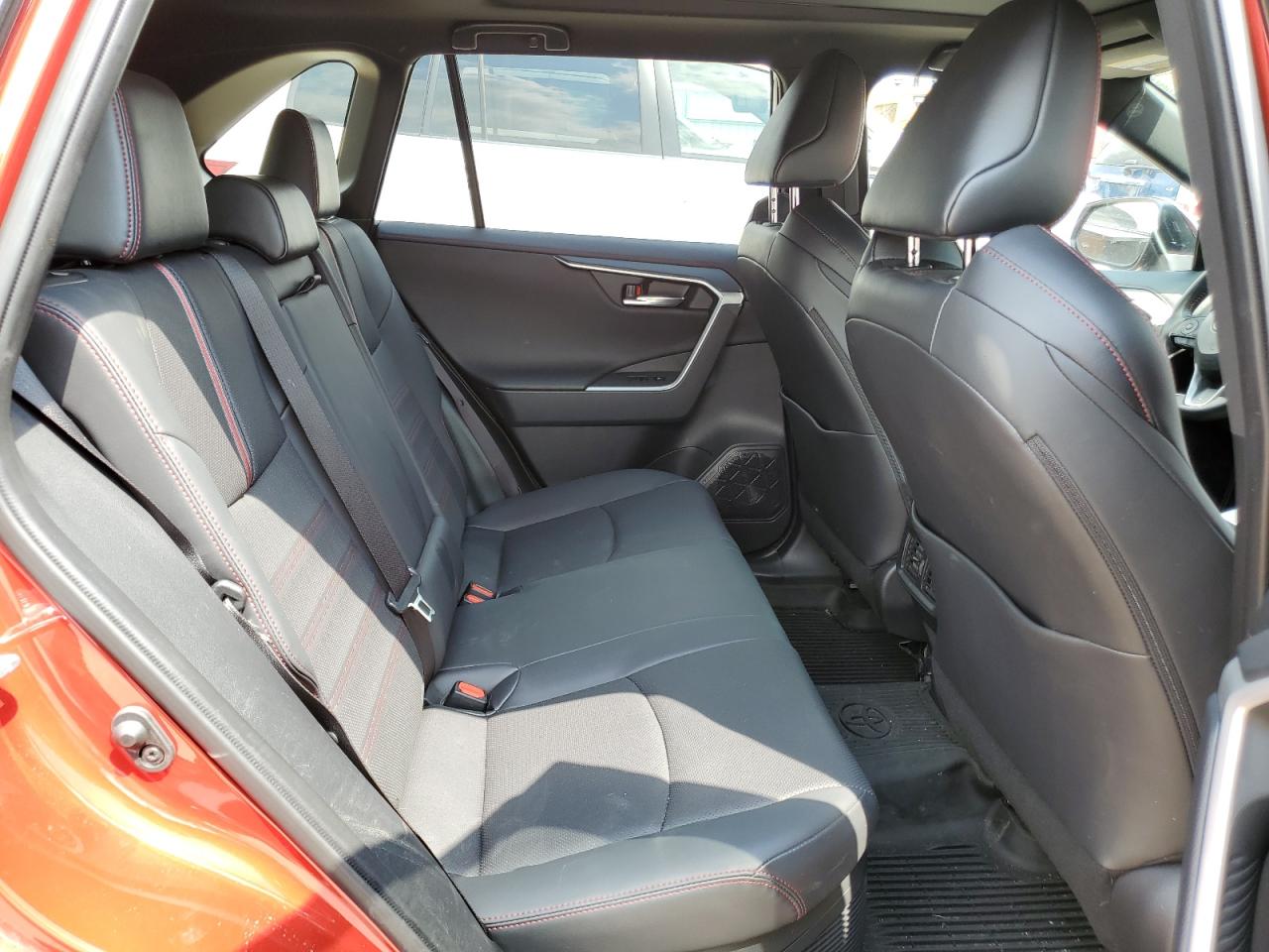 JTMFB3FV2MD044427 2021 Toyota Rav4 Prime Xse