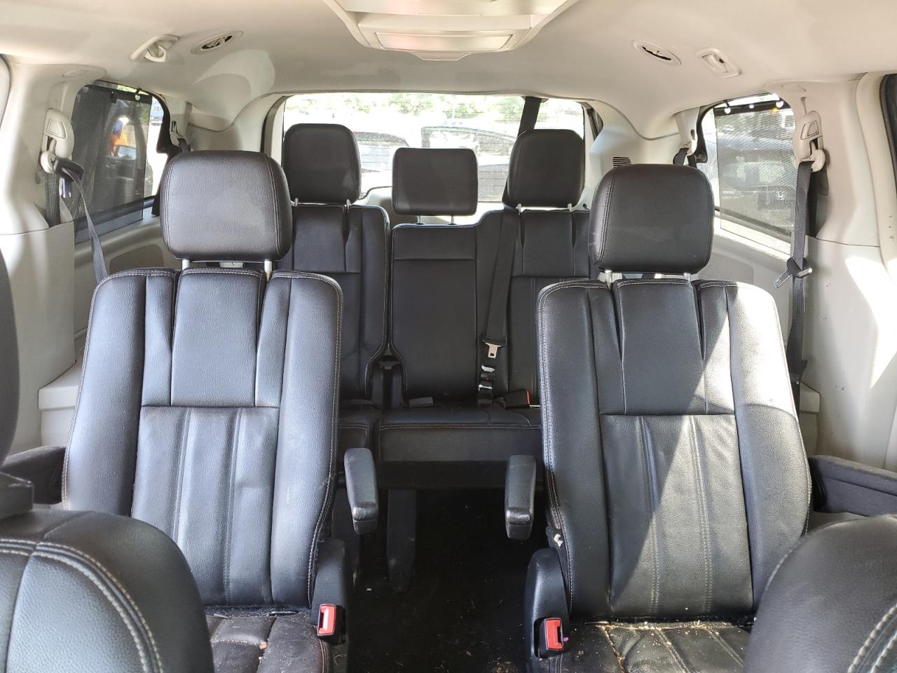 2C4RC1BG4DR805221 2013 Chrysler Town & Country Touring