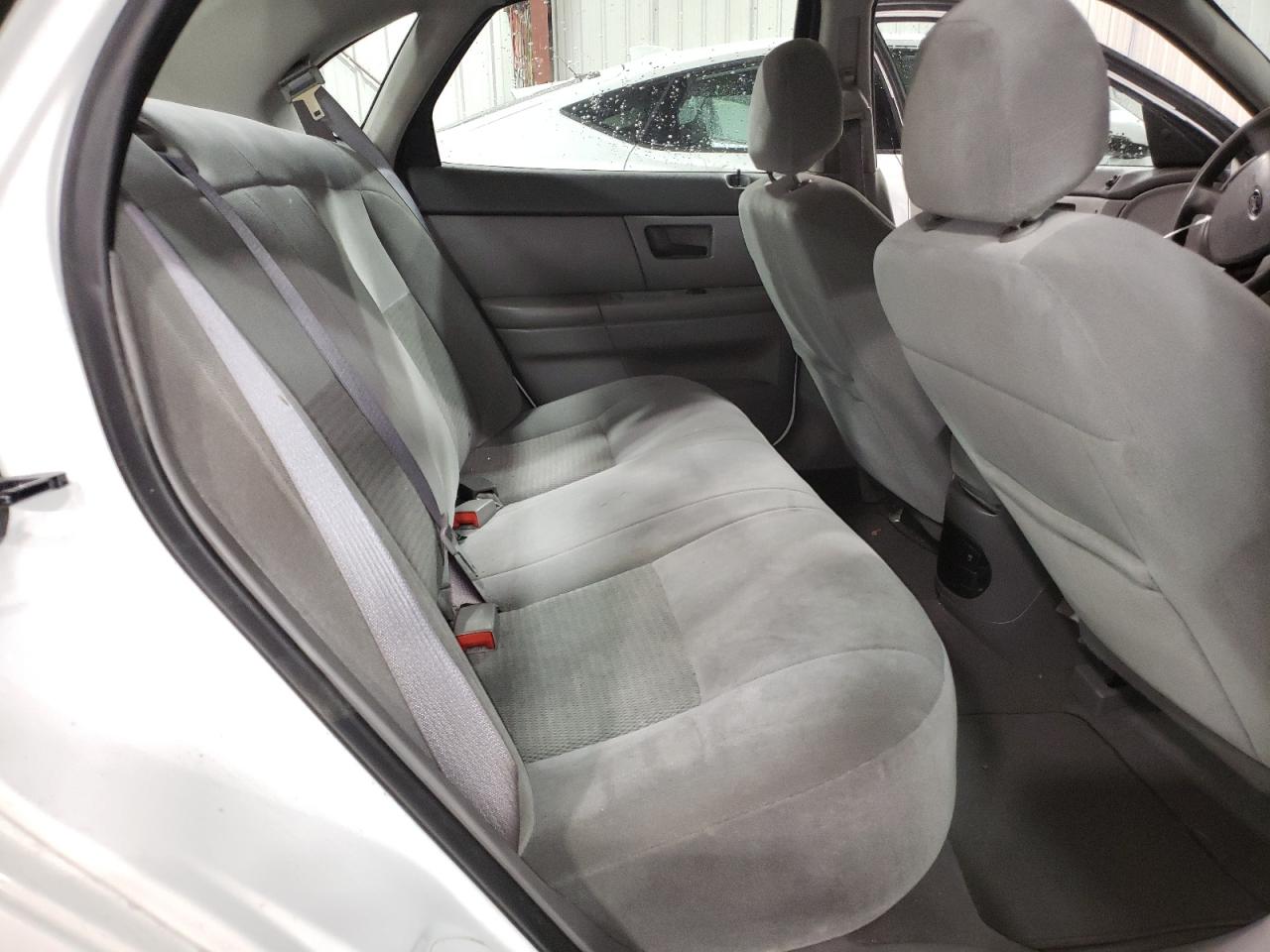 1FAFP53235A212317 2005 Ford Taurus Se