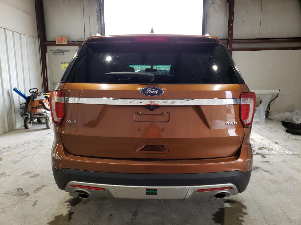 1FM5K8D83HGA00989 2017 Ford Explorer Xlt