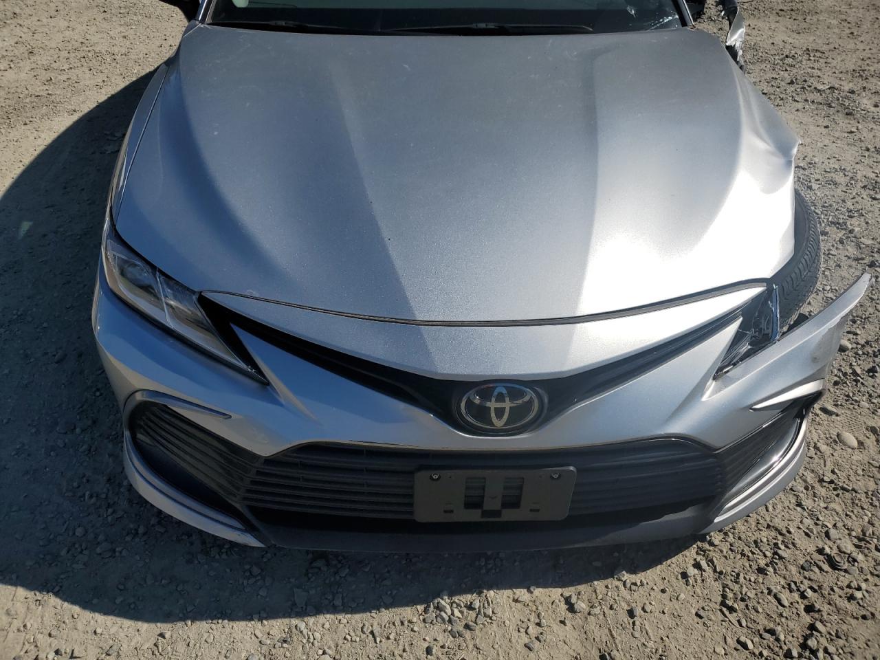 4T1C11AK2NU707063 2022 Toyota Camry Le