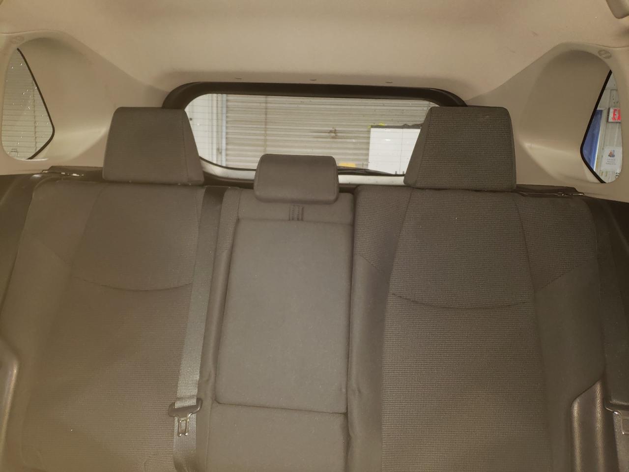 2T3G1RFV8KC019821 2019 Toyota Rav4 Le