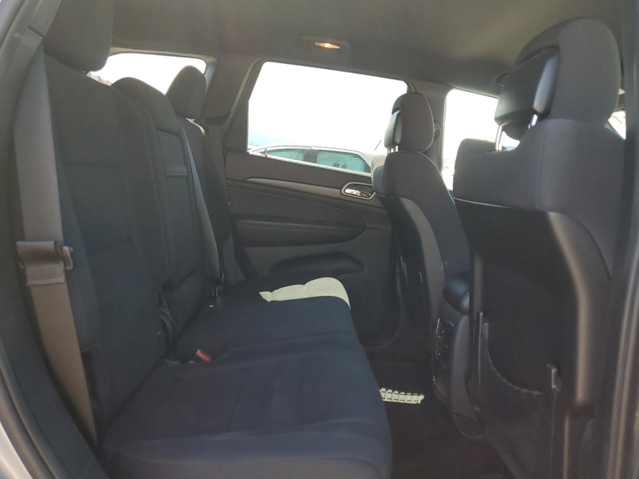 1C4RJFAGXFC874804 2015 Jeep Grand Cherokee Laredo