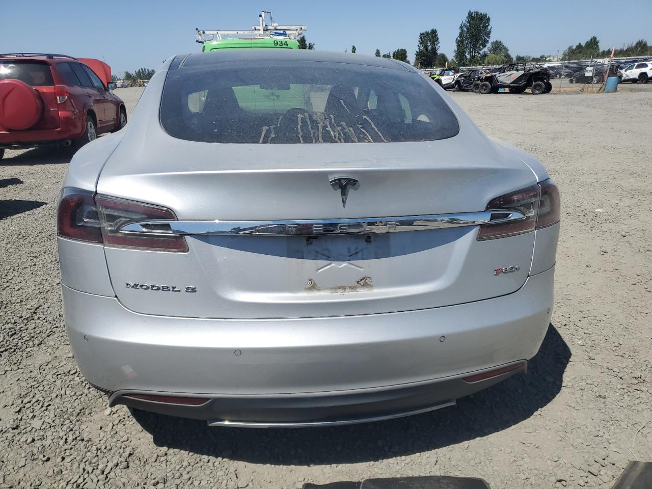 2013 Tesla Model S vin: 5YJSA1DP6DFP17061