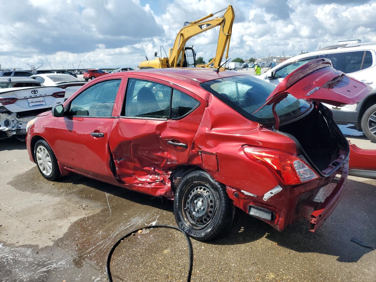 2015 Nissan Versa S vin: 3N1CN7AP8FL813510