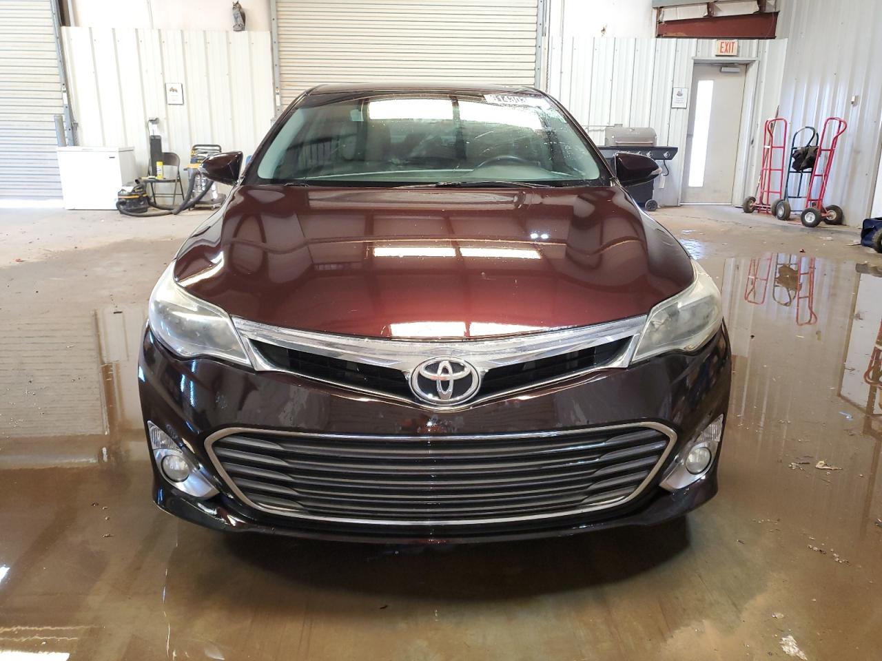 2014 Toyota AVALON, BASE