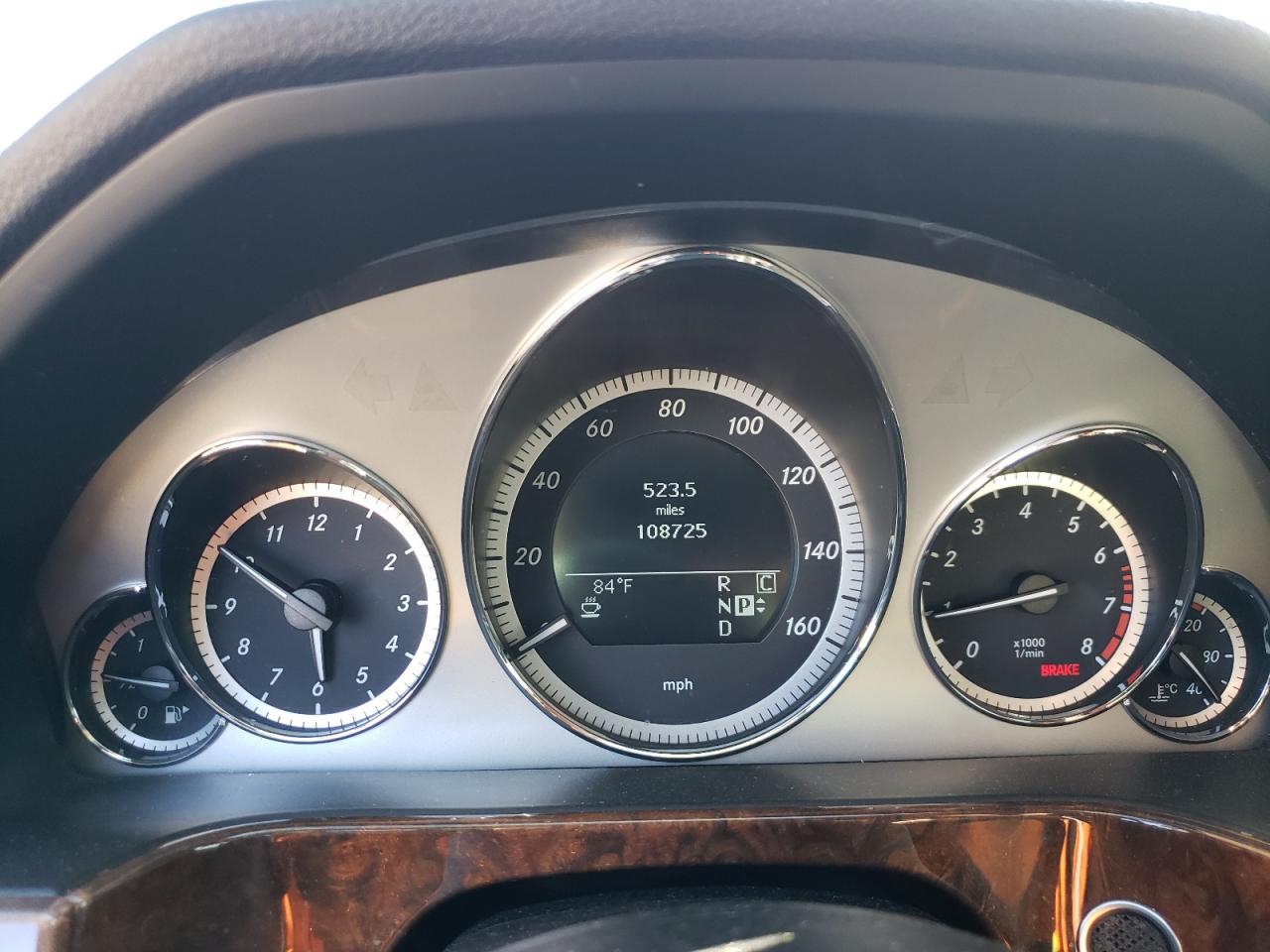 WDDHF7CB2AA212763 2010 Mercedes-Benz E 550