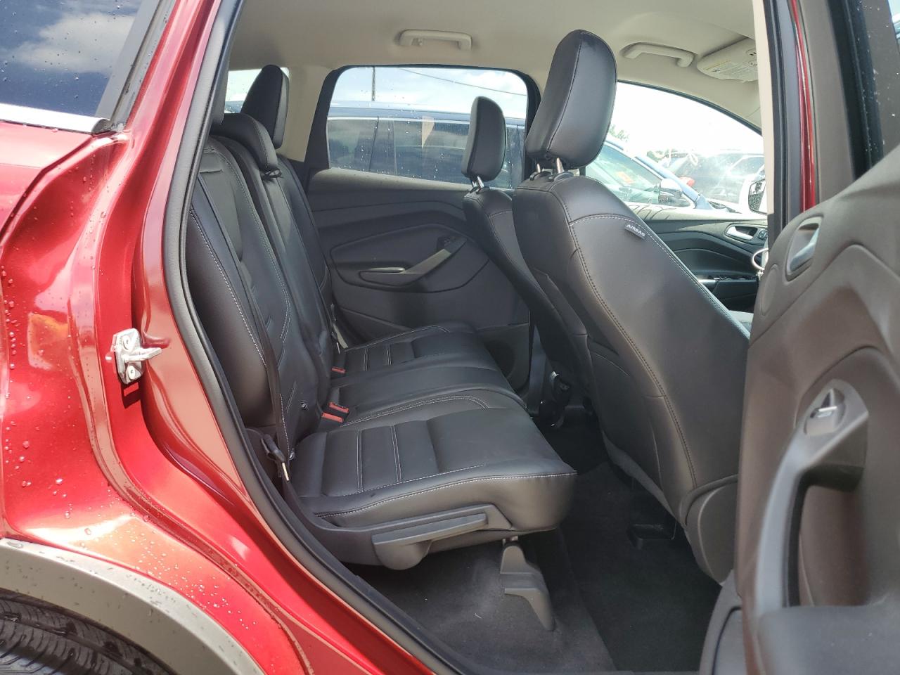 2019 Ford Escape Titanium vin: 1FMCU9J92KUA09227