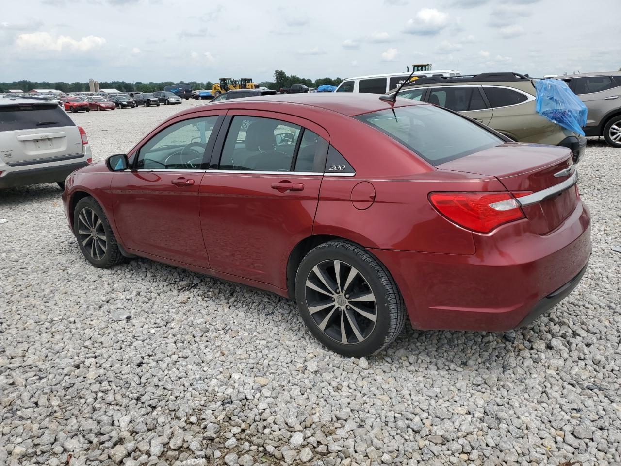 2014 Chrysler 200 Limited vin: 1C3CCBCG7EN179354